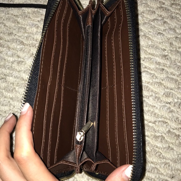 wristlet - Picture 3 of 3